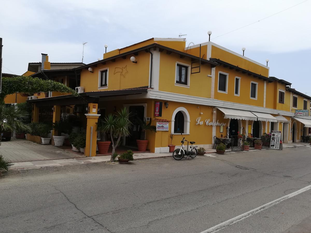 Hotel La Calabrese Isola Di Capo Rizzuto Luaran gambar